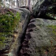 012_skalni_bludiste_u_msena